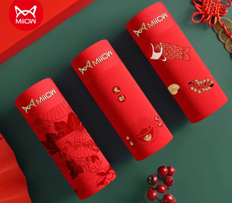 3-pack boxershorts i rött – mjuk bomull med dekorativa motiv